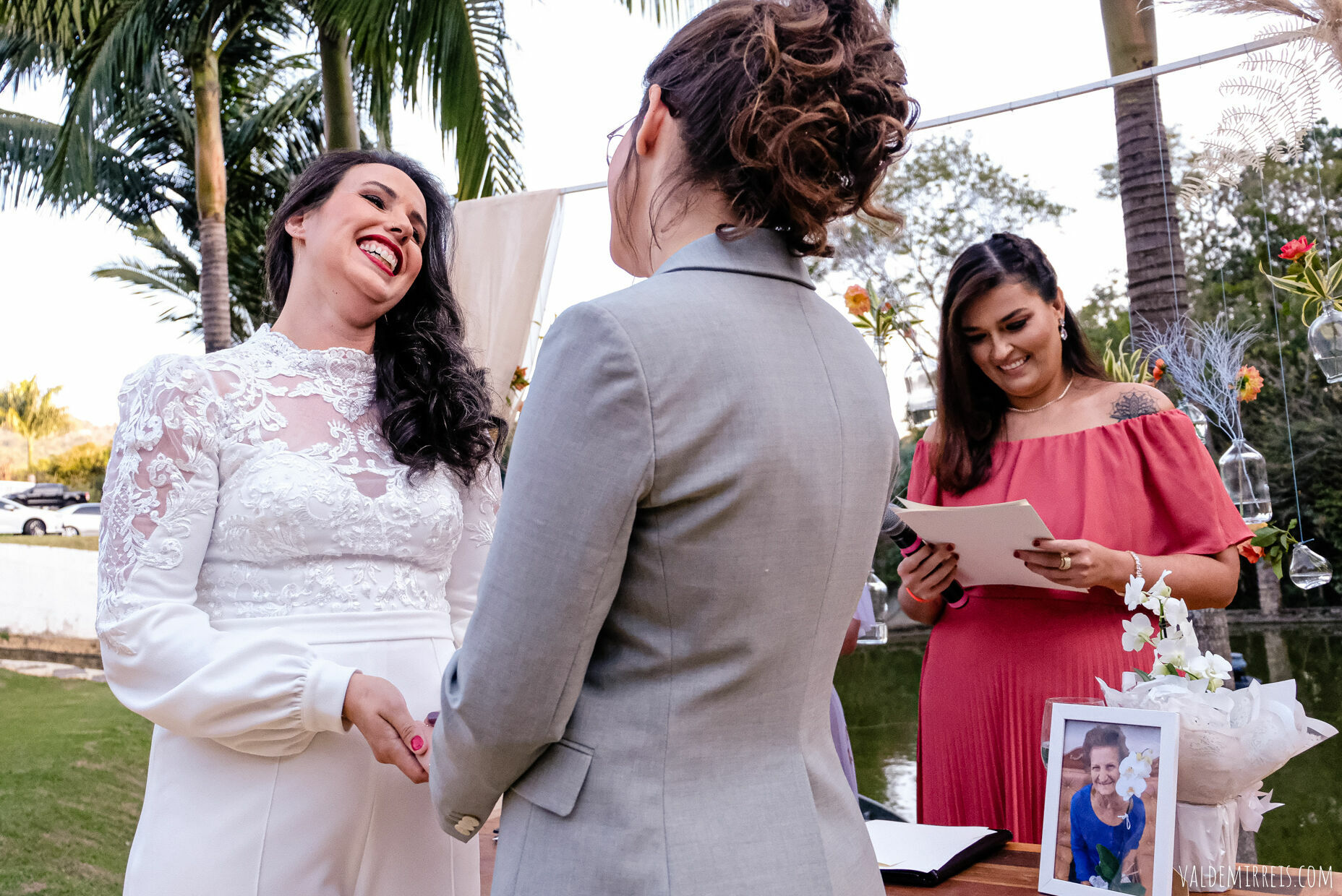 Foto BIG GAY BONANZA | Fotografia de Casamento | Espaço Flor de Liz | Mairiporã SP | Megan + Leticia Foto BIG GAY BONANZA | Fotografia de Casamento | Espaço Flor de Liz | Mairiporã SP | Megan + Leticia - Imagem 433