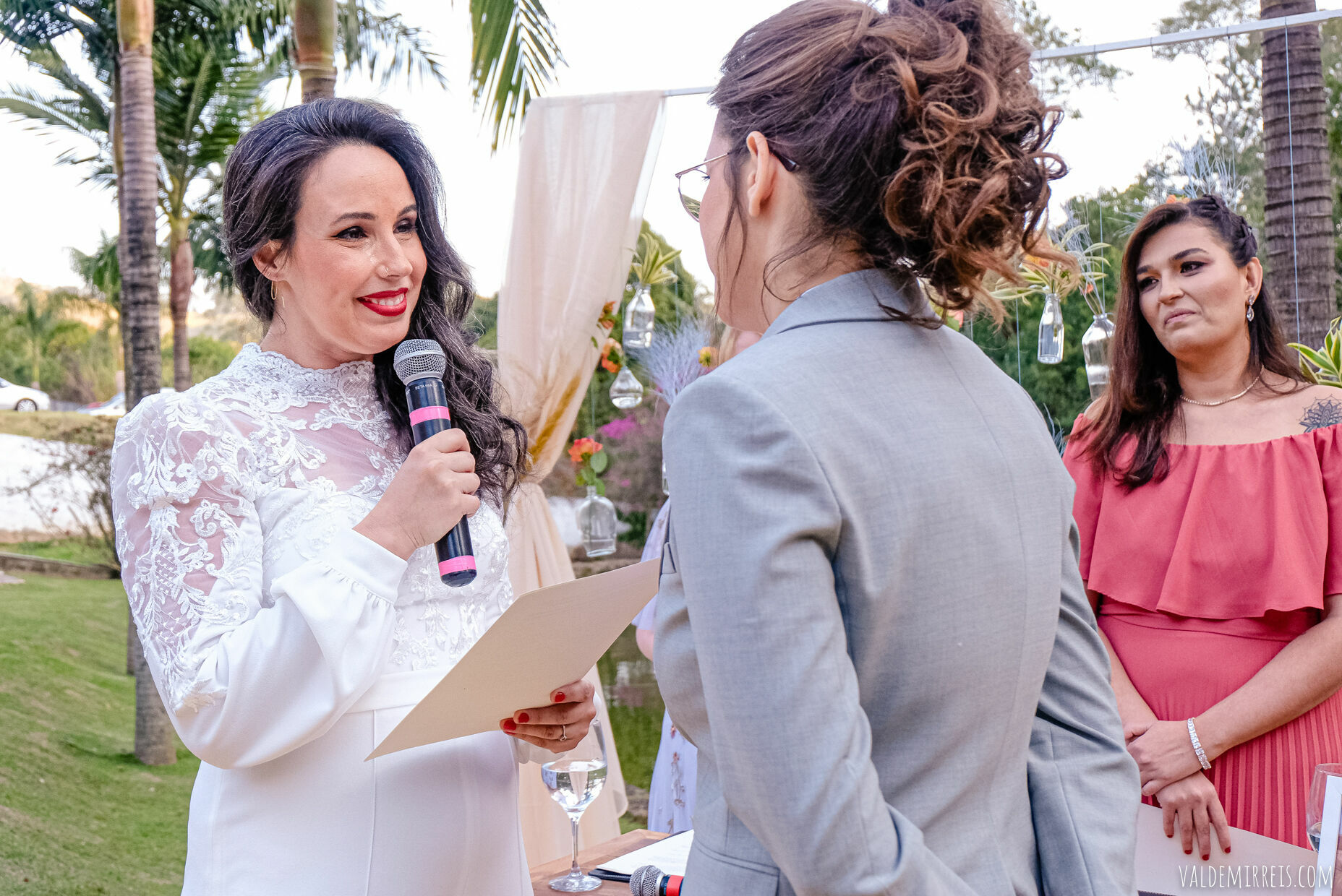Foto BIG GAY BONANZA | Fotografia de Casamento | Espaço Flor de Liz | Mairiporã SP | Megan + Leticia Foto BIG GAY BONANZA | Fotografia de Casamento | Espaço Flor de Liz | Mairiporã SP | Megan + Leticia - Imagem 448