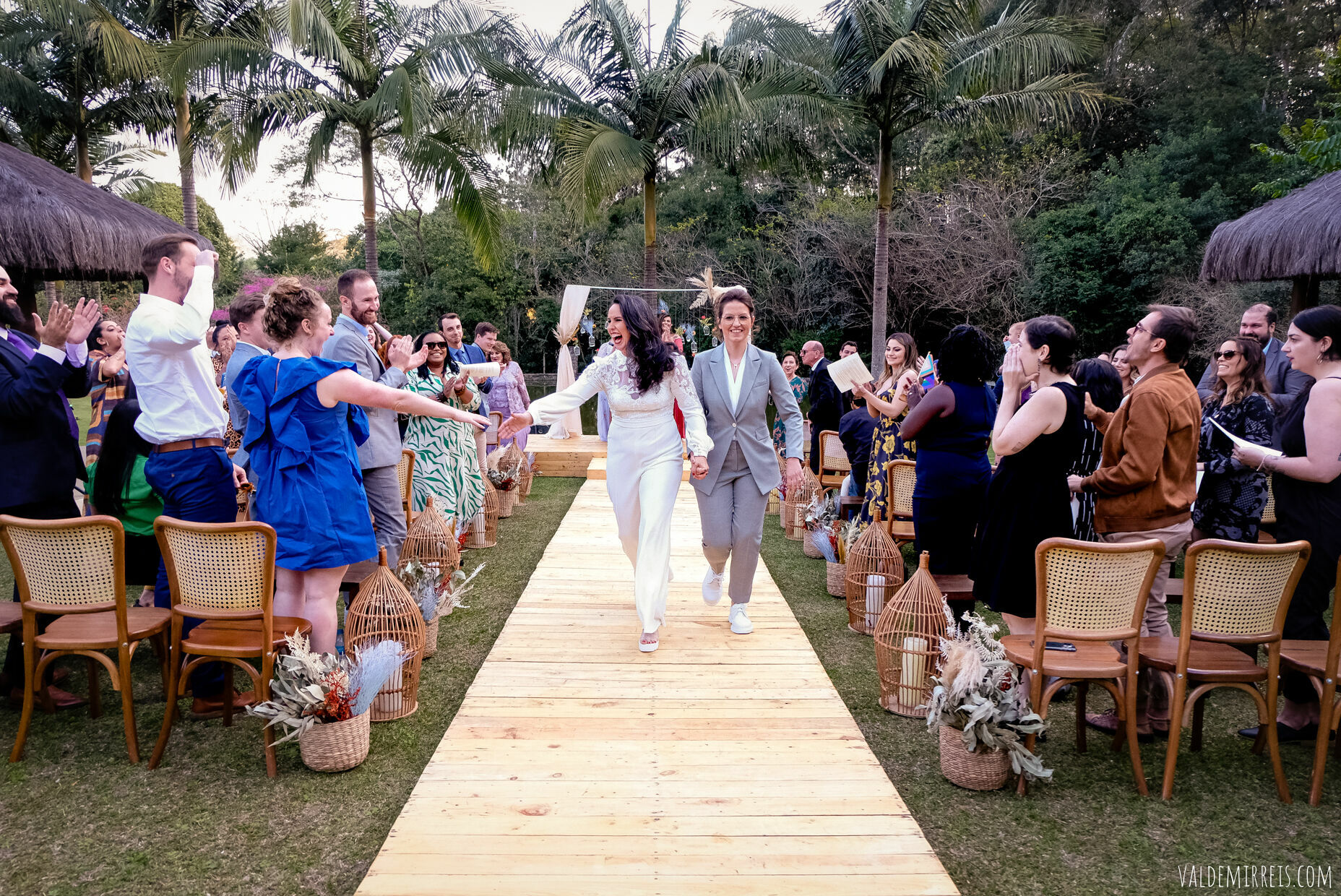 Foto BIG GAY BONANZA | Fotografia de Casamento | Espaço Flor de Liz | Mairiporã SP | Megan + Leticia Foto BIG GAY BONANZA | Fotografia de Casamento | Espaço Flor de Liz | Mairiporã SP | Megan + Leticia - Imagem 458