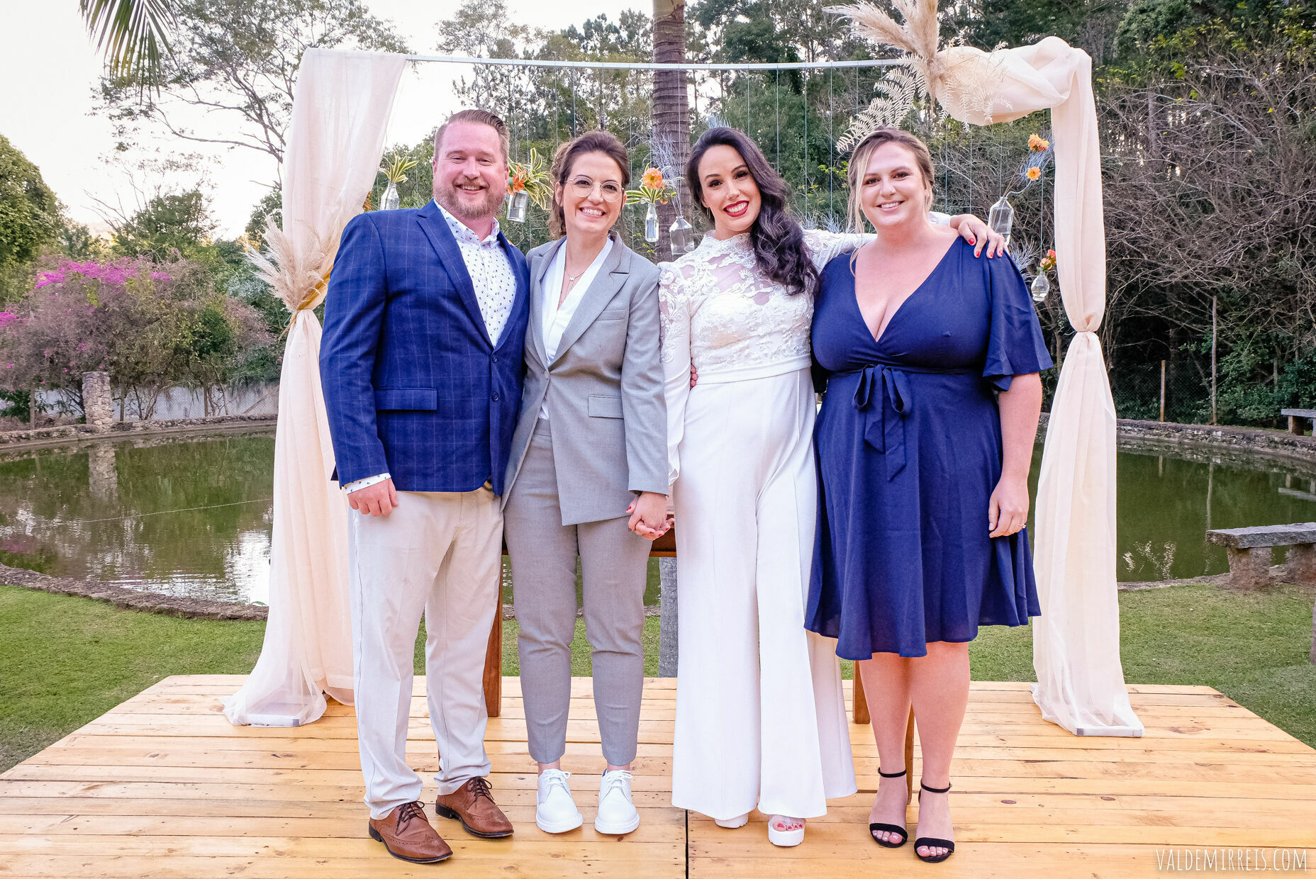 Foto BIG GAY BONANZA | Fotografia de Casamento | Espaço Flor de Liz | Mairiporã SP | Megan + Leticia Foto BIG GAY BONANZA | Fotografia de Casamento | Espaço Flor de Liz | Mairiporã SP | Megan + Leticia - Imagem 469