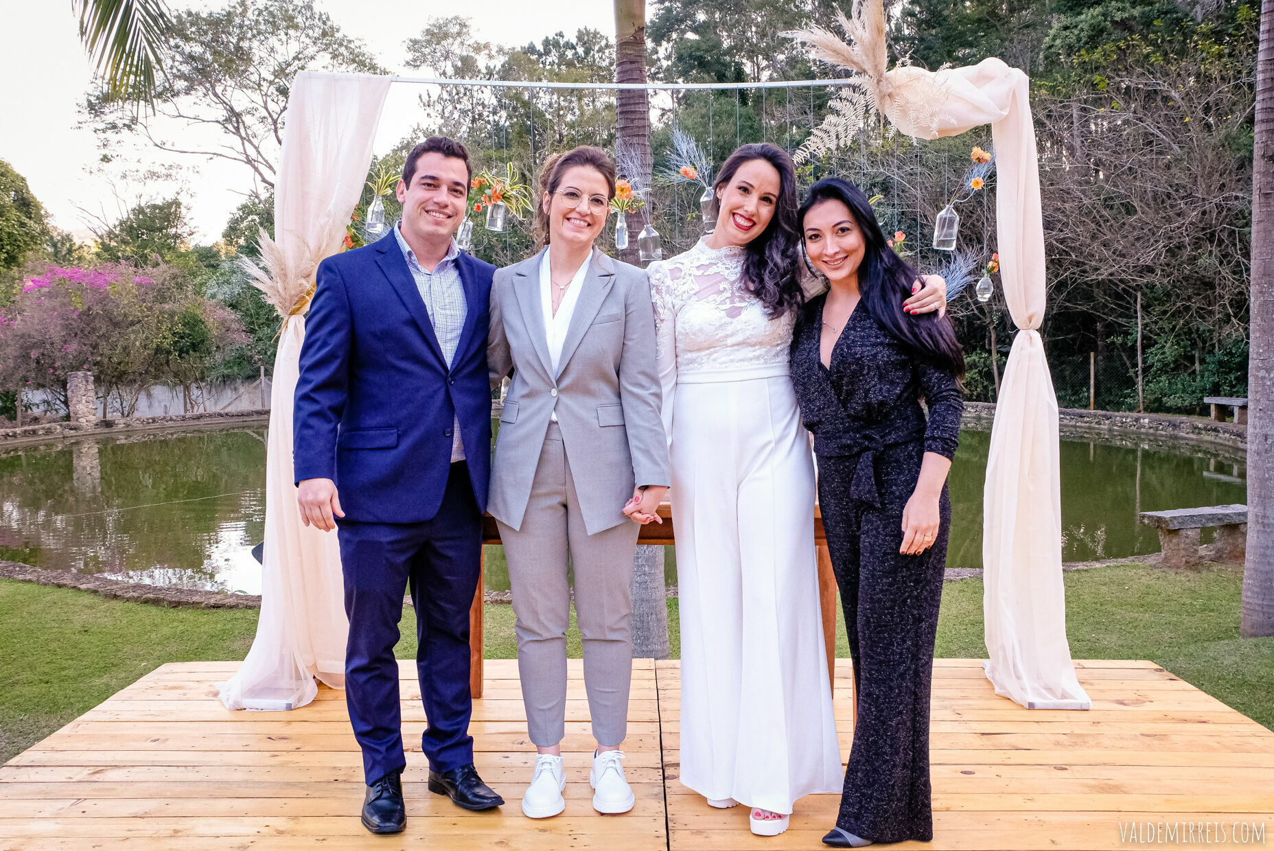 Foto BIG GAY BONANZA | Fotografia de Casamento | Espaço Flor de Liz | Mairiporã SP | Megan + Leticia Foto BIG GAY BONANZA | Fotografia de Casamento | Espaço Flor de Liz | Mairiporã SP | Megan + Leticia - Imagem 468