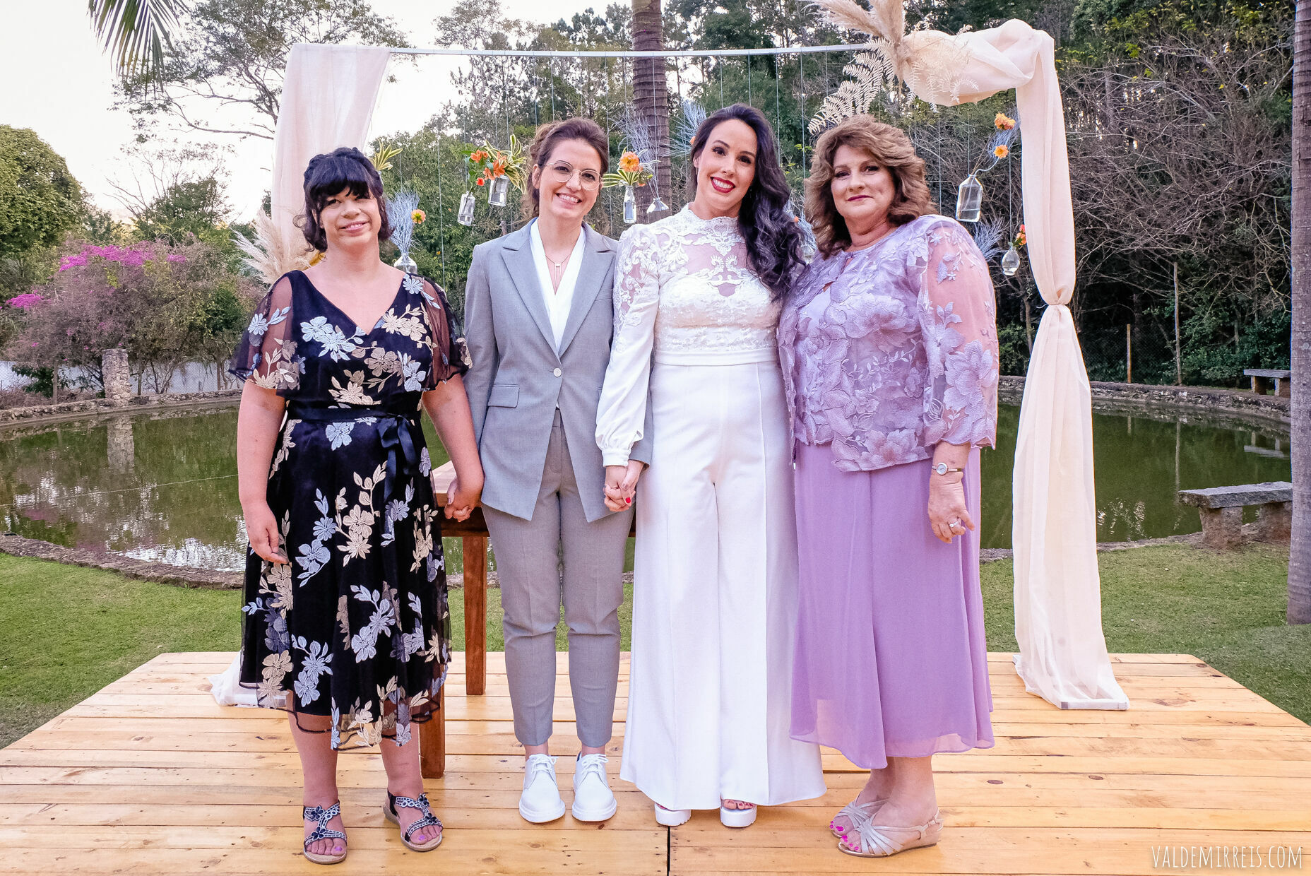 Foto BIG GAY BONANZA | Fotografia de Casamento | Espaço Flor de Liz | Mairiporã SP | Megan + Leticia Foto BIG GAY BONANZA | Fotografia de Casamento | Espaço Flor de Liz | Mairiporã SP | Megan + Leticia - Imagem 464