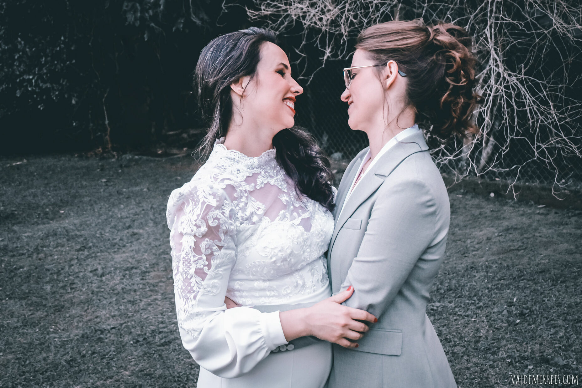 Foto BIG GAY BONANZA | Fotografia de Casamento | Espaço Flor de Liz | Mairiporã SP | Megan + Leticia Foto BIG GAY BONANZA | Fotografia de Casamento | Espaço Flor de Liz | Mairiporã SP | Megan + Leticia - Imagem 481