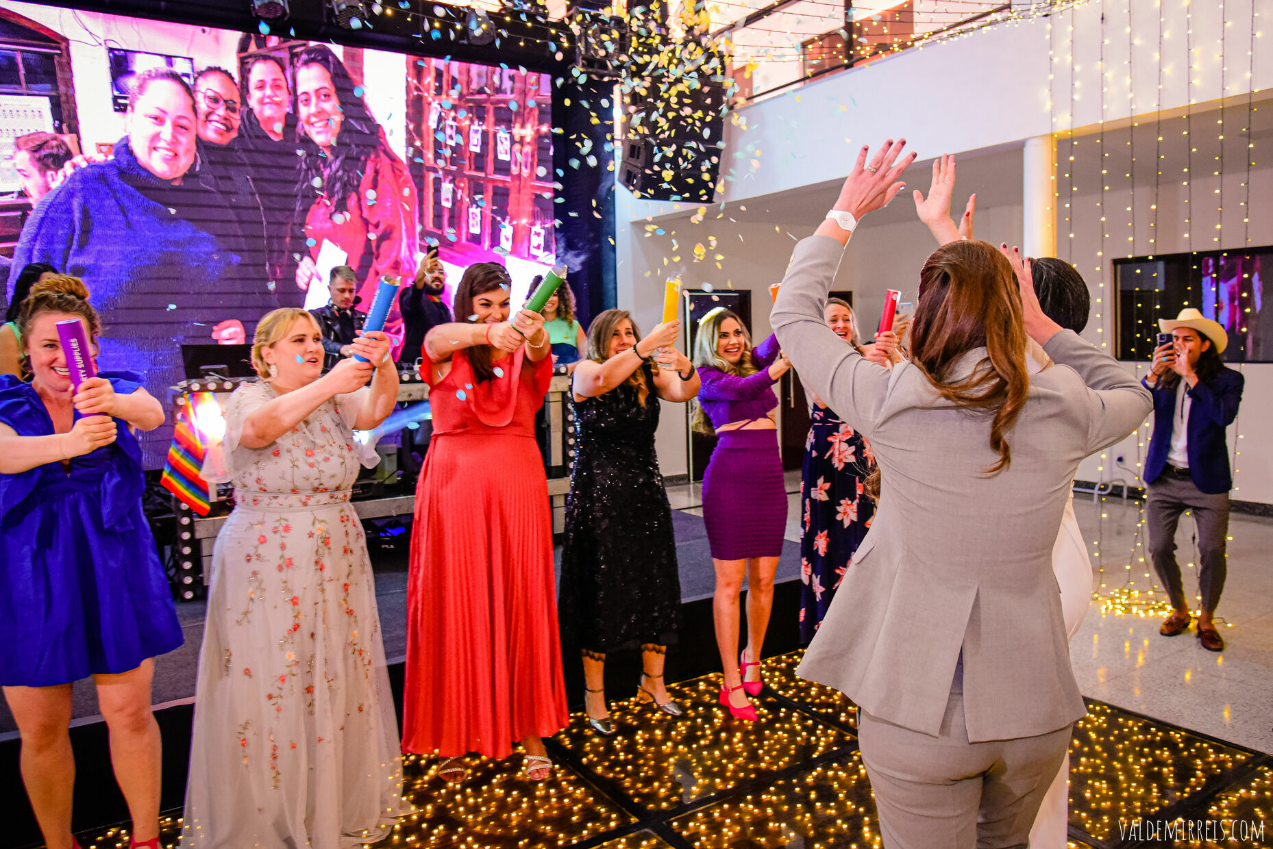 Foto BIG GAY BONANZA | Fotografia de Casamento | Espaço Flor de Liz | Mairiporã SP | Megan + Leticia Foto BIG GAY BONANZA | Fotografia de Casamento | Espaço Flor de Liz | Mairiporã SP | Megan + Leticia - Imagem 492