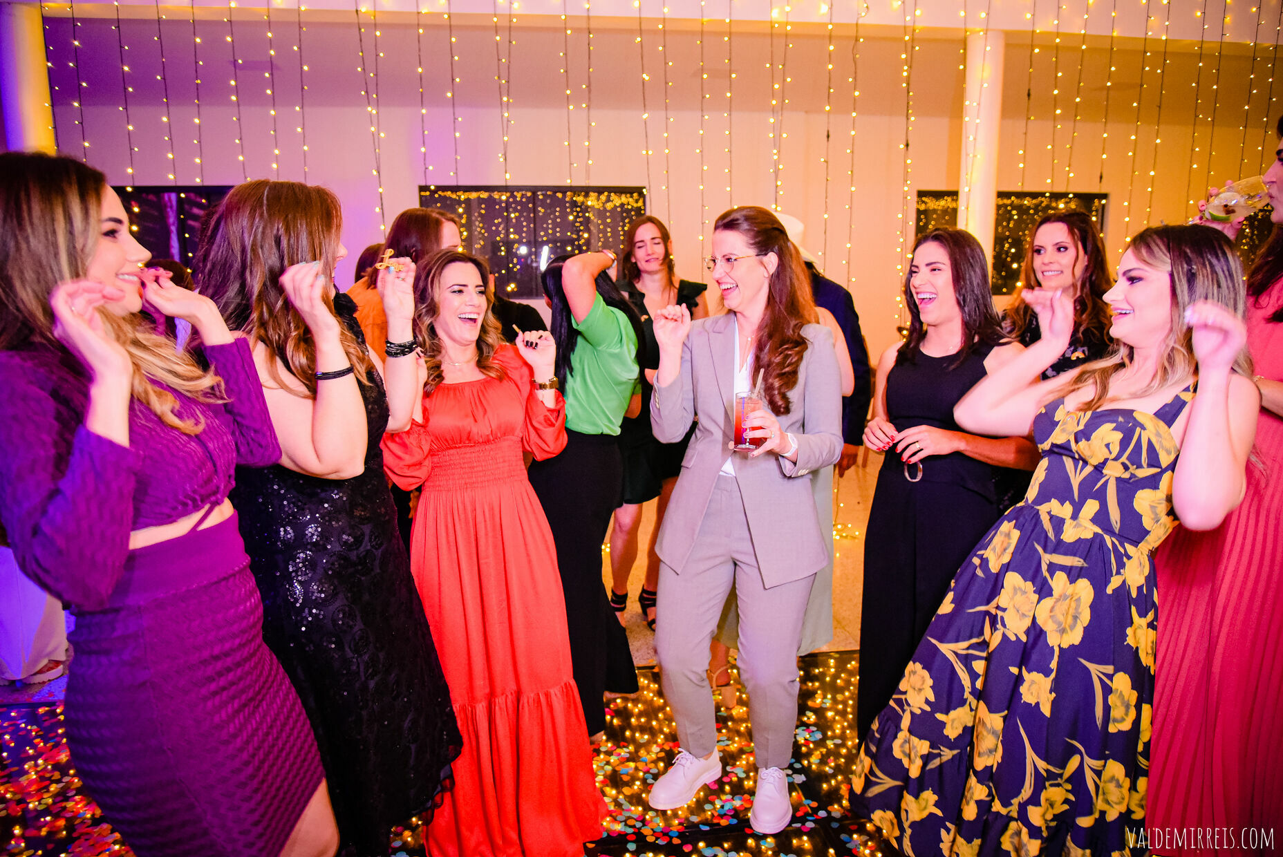 Foto BIG GAY BONANZA | Fotografia de Casamento | Espaço Flor de Liz | Mairiporã SP | Megan + Leticia Foto BIG GAY BONANZA | Fotografia de Casamento | Espaço Flor de Liz | Mairiporã SP | Megan + Leticia - Imagem 495