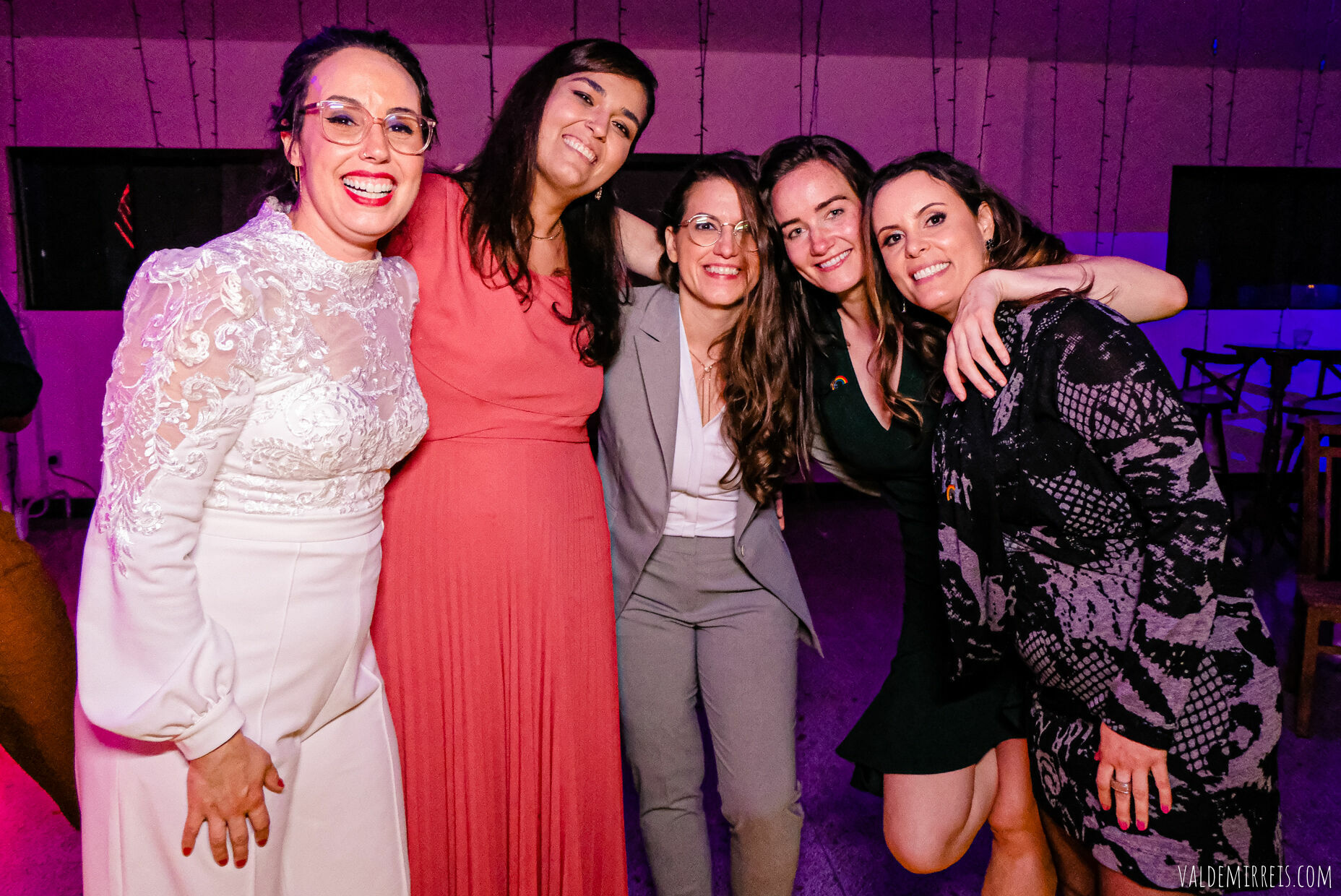 Foto BIG GAY BONANZA | Fotografia de Casamento | Espaço Flor de Liz | Mairiporã SP | Megan + Leticia Foto BIG GAY BONANZA | Fotografia de Casamento | Espaço Flor de Liz | Mairiporã SP | Megan + Leticia - Imagem 624
