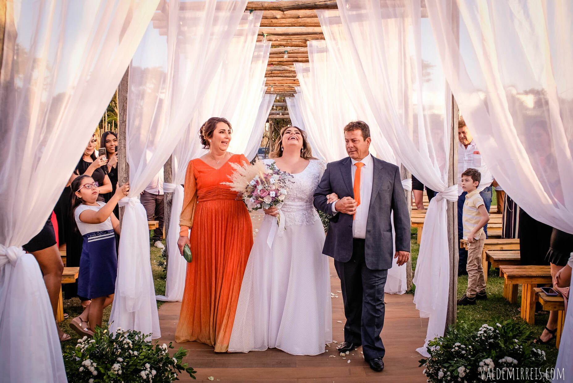 Foto Fotografia de Casamento | Estância Ouro Branco | São José do Rio Preto SP | Vitória + Higor Foto Fotografia de Casamento | Estância Ouro Branco | São José do Rio Preto SP | Vitória + Higor - Imagem 83