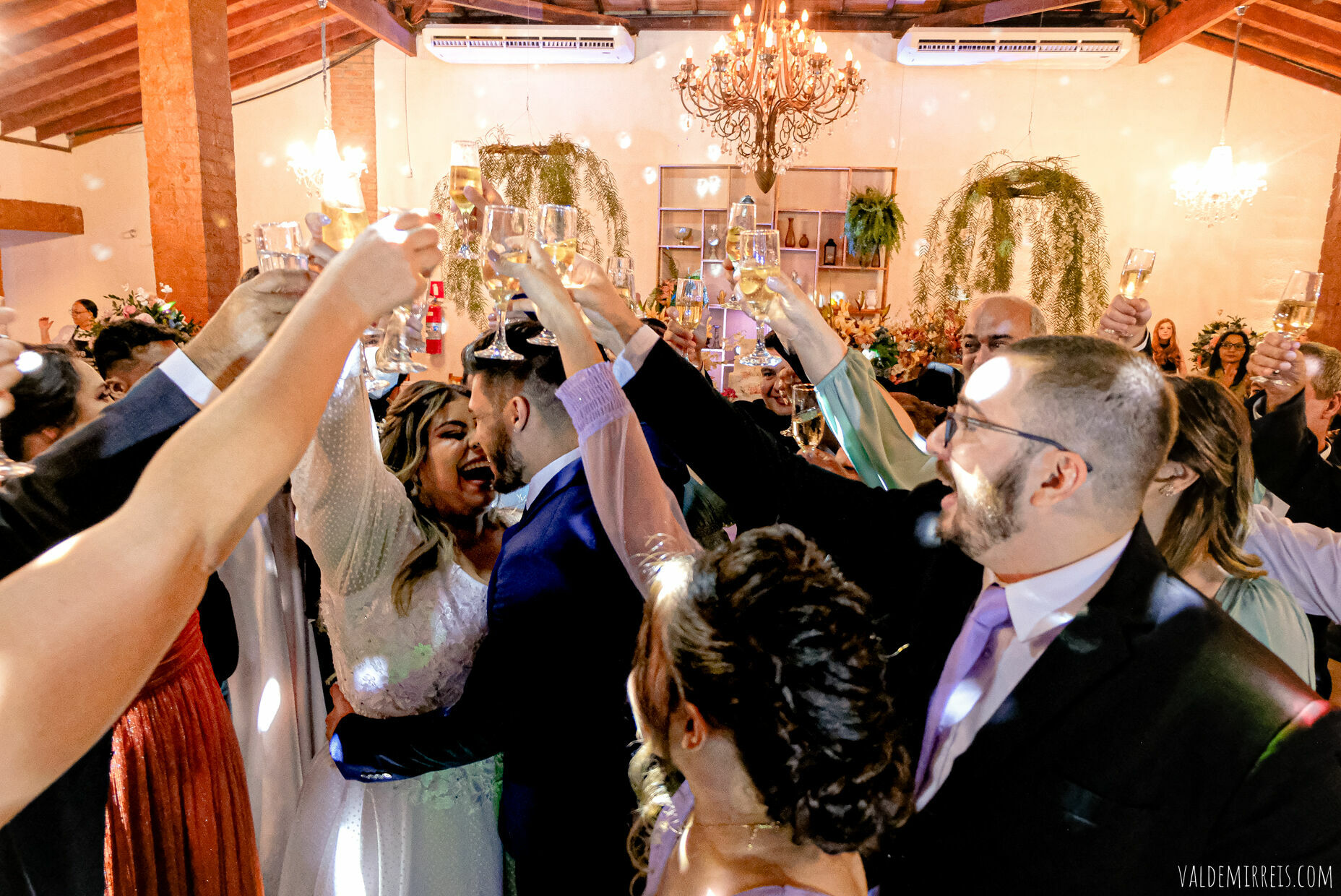 Foto Fotografia de Casamento | Estância Ouro Branco | São José do Rio Preto SP | Vitória + Higor Foto Fotografia de Casamento | Estância Ouro Branco | São José do Rio Preto SP | Vitória + Higor - Imagem 199